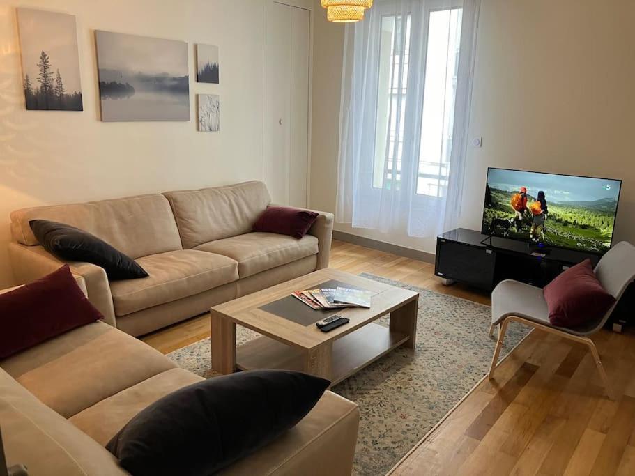 Appartement Spacieux En Centre Ville Vendome Ngoại thất bức ảnh